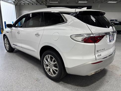 Used 2023 Buick Enclave Essence w/ Experience Buick Package AWD/4WD image 5