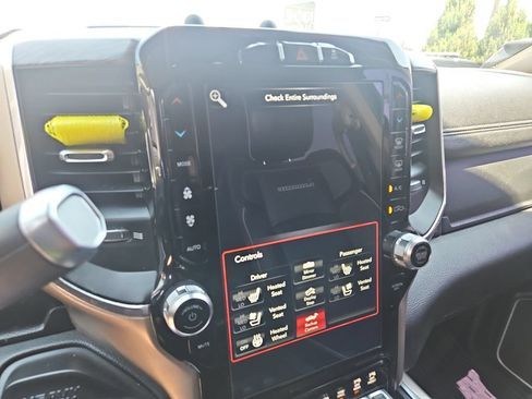 Used 2019 RAM 3500 Laramie AWD/4WD image 20