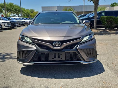 Used 2024 Toyota Camry XSE FWD image 2