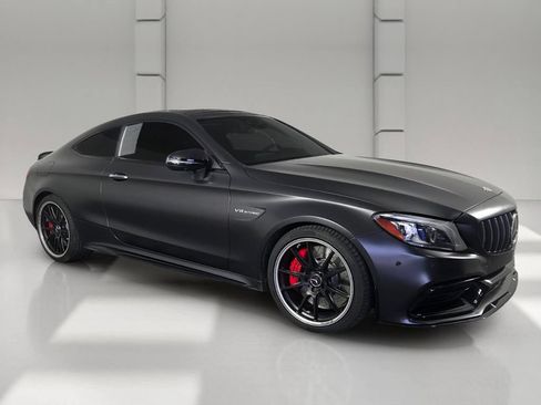 Used 2023 Mercedes-Benz C 63 AMG S image 2