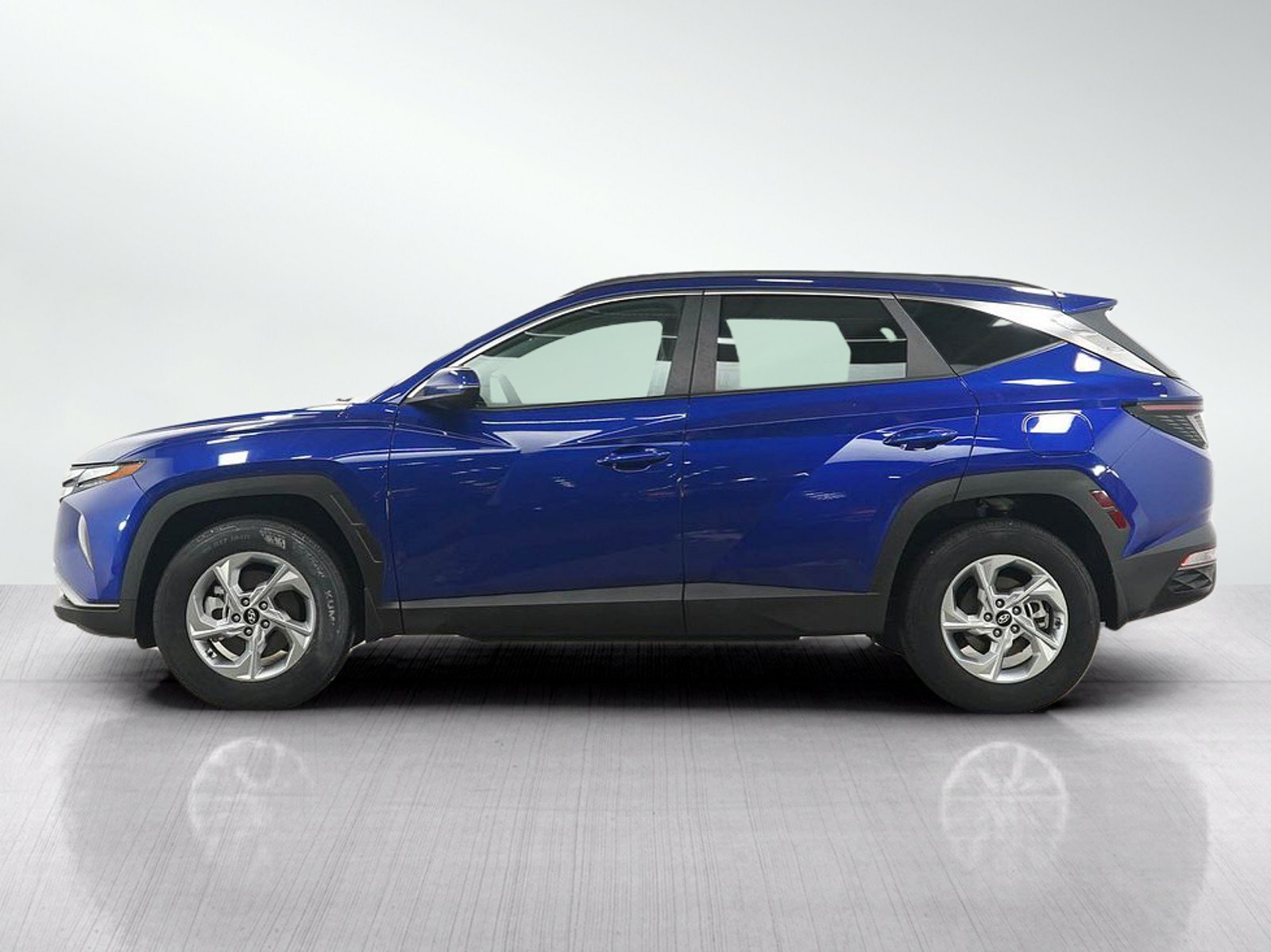 Used 2023 Hyundai Tucson SEL AWD/4WD image 2