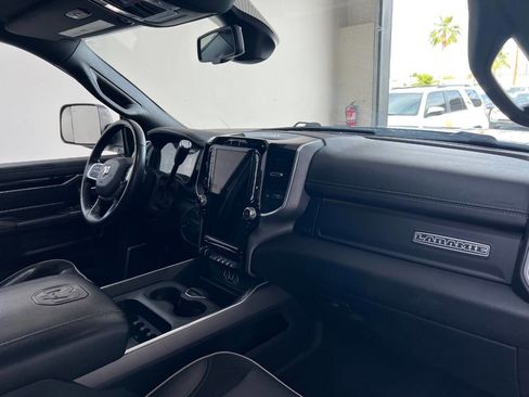 Used 2020 RAM 2500 Laramie w/ Night Edition image 12