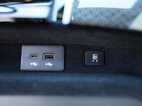 Used 2025 Cadillac Escalade V w/ LPO, Floor Liner Package image 45