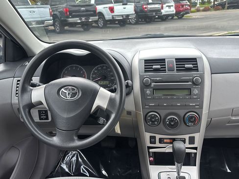 Used 2011 Toyota Corolla LE FWD image 14