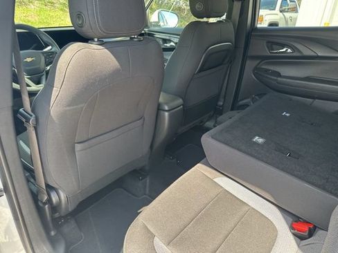 Used 2025 Chevrolet TrailBlazer LT AWD/4WD image 51