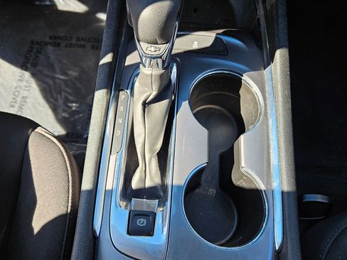 Used 2023 Chevrolet Malibu LT image 18