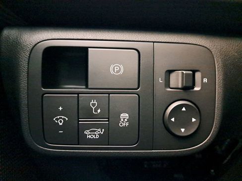 New 2025 Hyundai Ioniq 6 SEL image 25