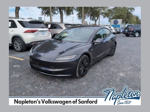 Used 2024 Tesla Model 3 Standard Range image 1