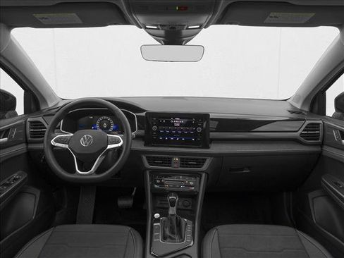New 2026 Volkswagen Taos SE FWD image 5