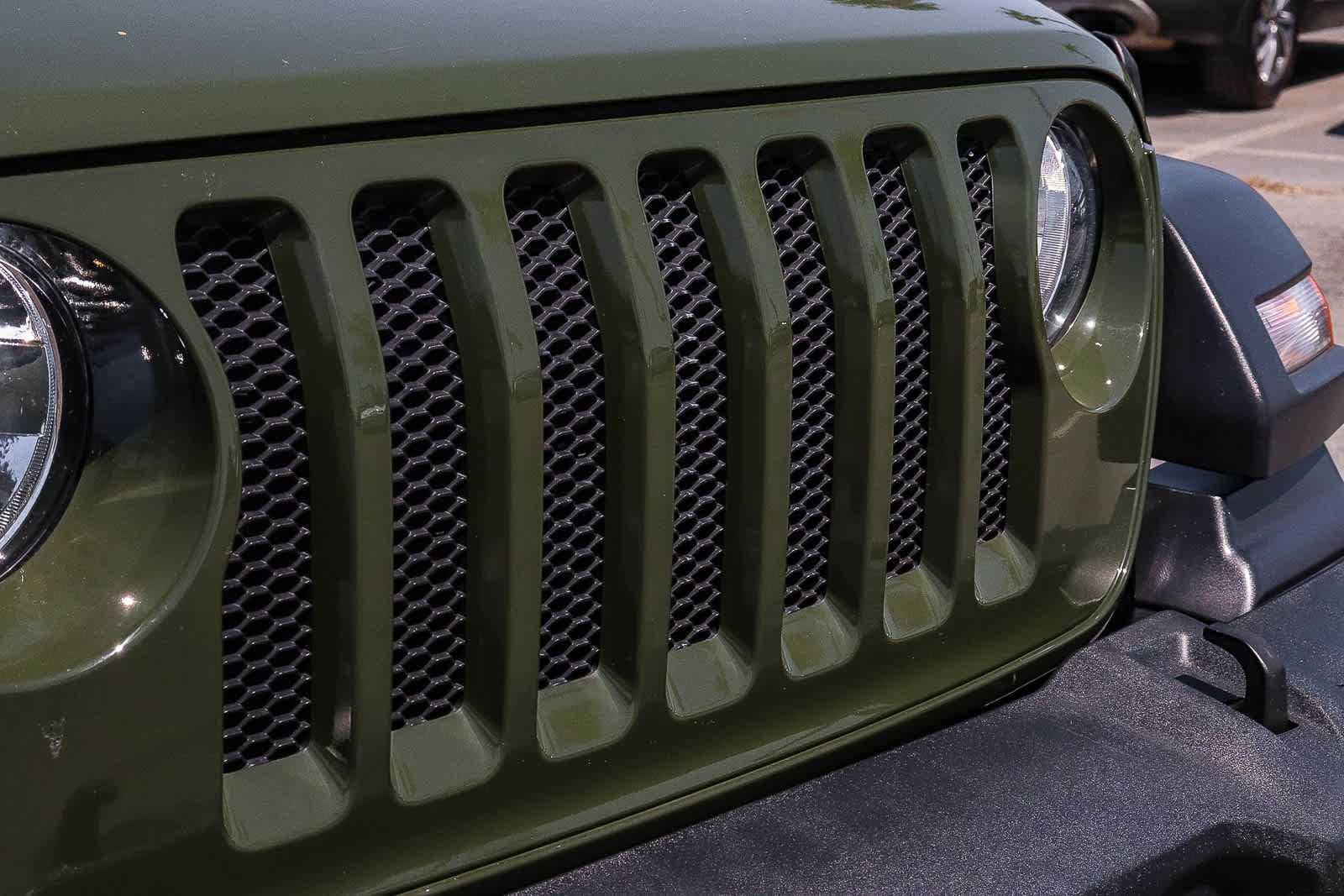 Used 2023 Jeep Wrangler Sport AWD/4WD image 6