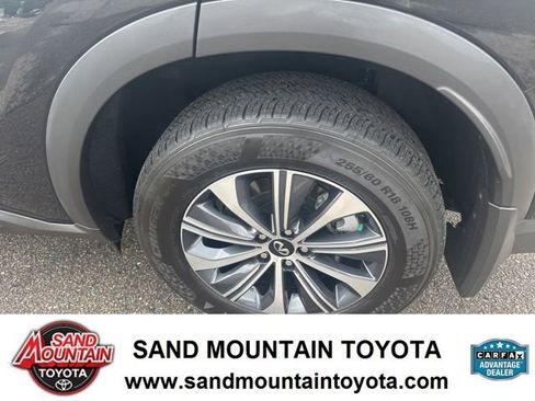 Used 2025 INFINITI QX60 Pure AWD/4WD image 12