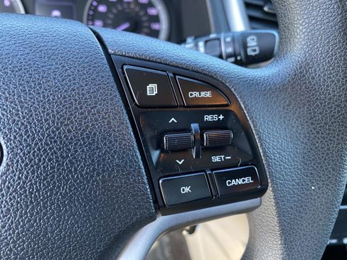 Used 2017 Hyundai Tucson SE image 16