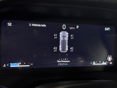 Certified 2025 Jeep Grand Cherokee Altitude AWD/4WD image 15