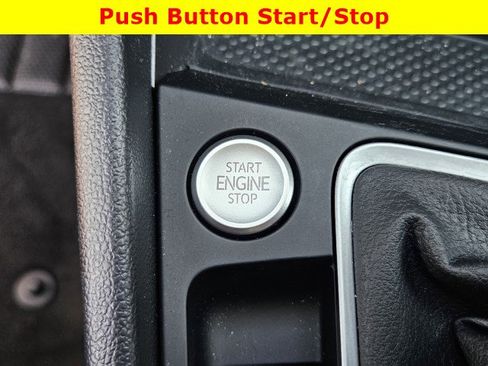 Used 2025 Volkswagen Jetta SE w/ Sunroof Package FWD image 27