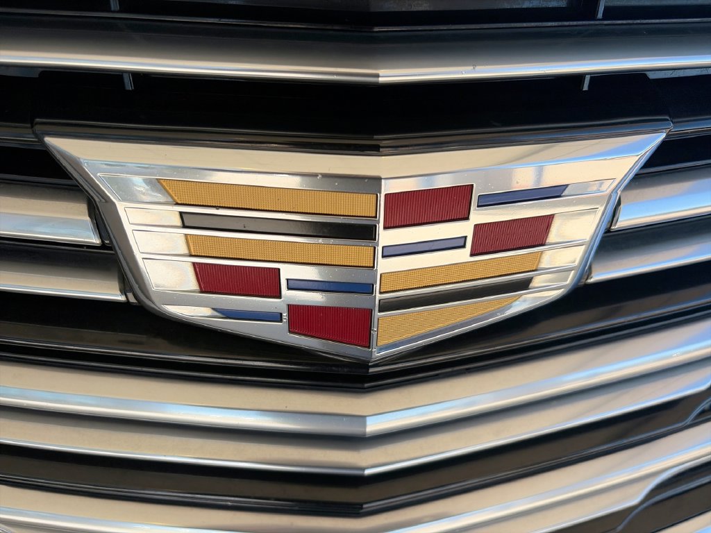 Certified 2017 Cadillac XT5 Luxury FWD image 33