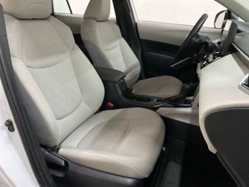 Used 2024 Toyota Corolla Cross L FWD image 73