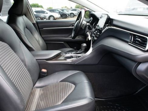 Used 2022 Toyota Camry SE image 22