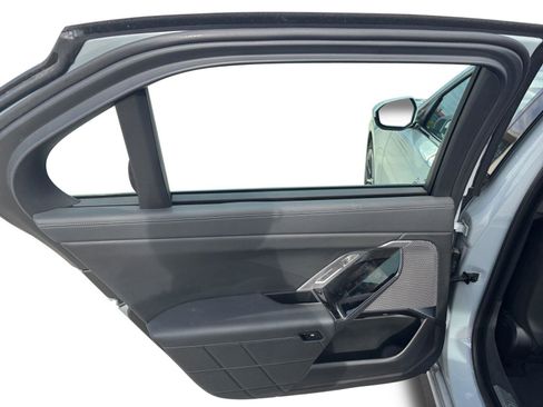 Certified 2023 BMW 760i xDrive image 22