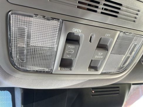 Used 2020 Honda CR-V EX image 26