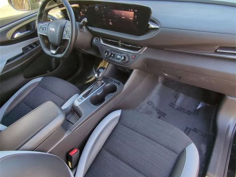 Certified 2024 Buick Envista Preferred w/ Convenience I Package image 27