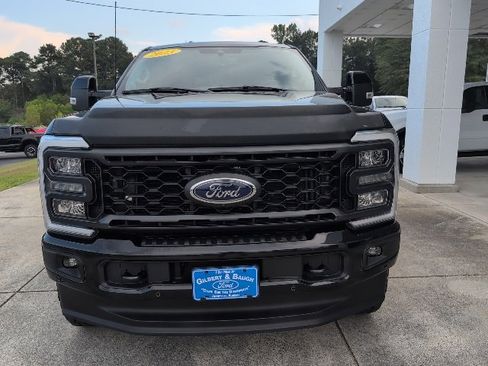 Used 2023 Ford F250 Lariat w/ Sport Appearance Package image 2
