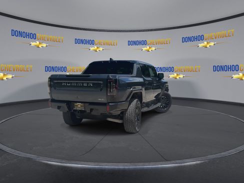Used 2025 GMC Hummer EV 2X AWD/4WD image 10