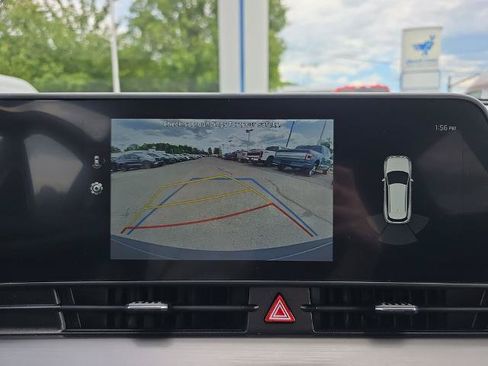 Used 2025 Kia Sportage EX w/ Premium Package AWD/4WD image 34