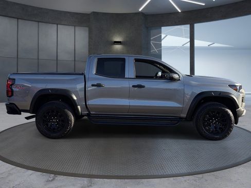 Certified 2025 Chevrolet Colorado Trail Boss AWD/4WD image 7