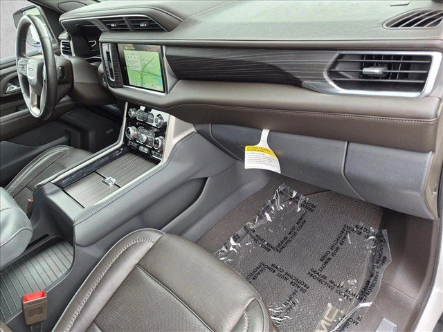 Used 2023 GMC Yukon XL Denali w/ Max Trailering Package RWD image 23