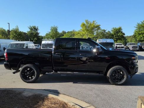 New 2026 RAM 2500 Tradesman AWD/4WD image 3