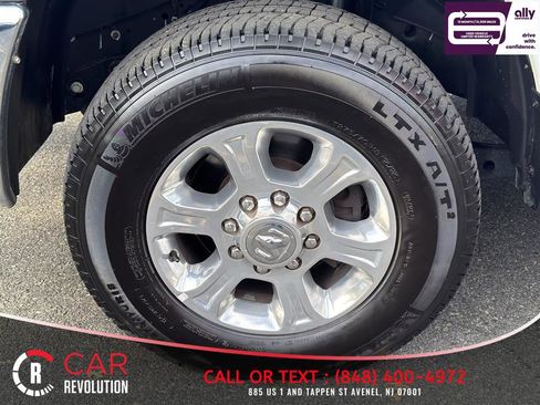 Used 2024 RAM 2500 Big Horn AWD/4WD image 12