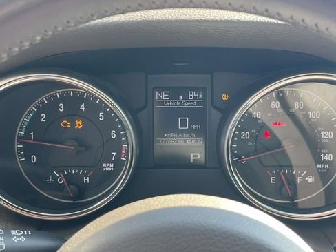 Used 2013 Jeep Grand Cherokee Laredo RWD image 21