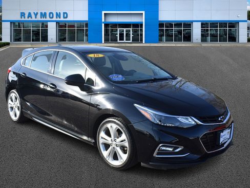 Used 2018 Chevrolet Cruze Premier image 1
