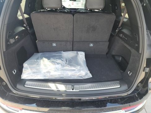 New 2025 Jeep Grand Cherokee L Overland w/ Luxury Tech Group IV image 29