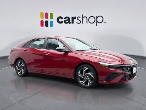 Used 2025 Hyundai Elantra Sport FWD image 7
