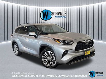 Used 2024 Toyota Highlander Platinum