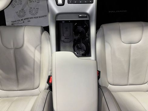 Used 2023 Hyundai Palisade Limited image 24