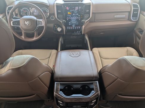 Used 2020 RAM 1500 Laramie AWD/4WD image 22