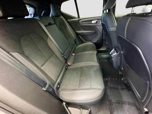 Used 2023 Volvo XC40 Recharge Plus w/ Protection Package Premier image 16