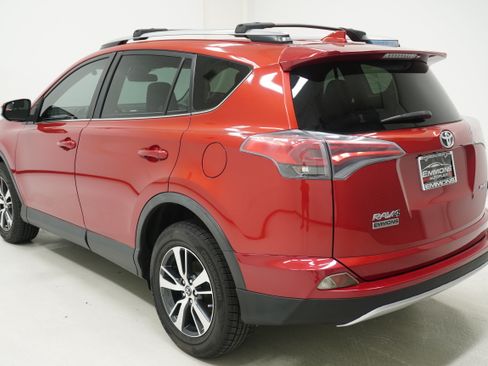 Used 2017 Toyota RAV4 XLE w/ Plus Special Value Package FWD image 6