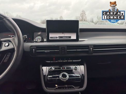 Used 2022 Lincoln Corsair Reserve w/ Equipment Group 201A image 12