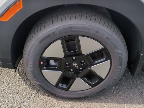 New 2026 Hyundai Santa Fe SE image 9