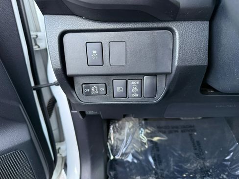 Used 2020 Toyota Tacoma TRD Sport w/ TRD Premium Sport Package image 33