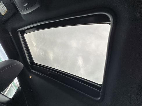 Used 2021 Dodge Challenger R/T image 23