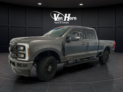 New 2026 Ford F350 Lariat w/ Black Appearance Package
