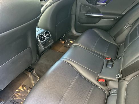 Used 2023 Mercedes-Benz C 300 Sedan image 5