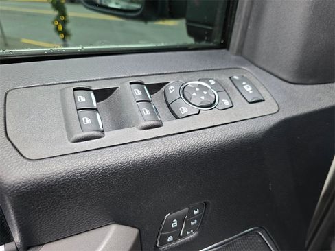 Used 2020 Ford F450 Platinum w/ Camper Package image 30