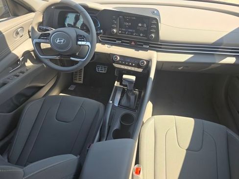 New 2026 Hyundai Elantra Sport image 21