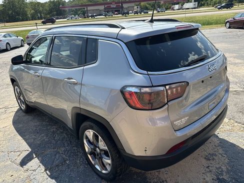 Used 2021 Jeep Compass Limited FWD image 6