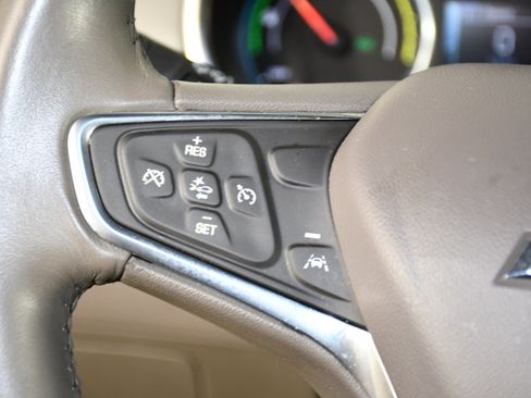 Used 2017 Chevrolet Malibu Hybrid w/ Leather Package FWD image 20